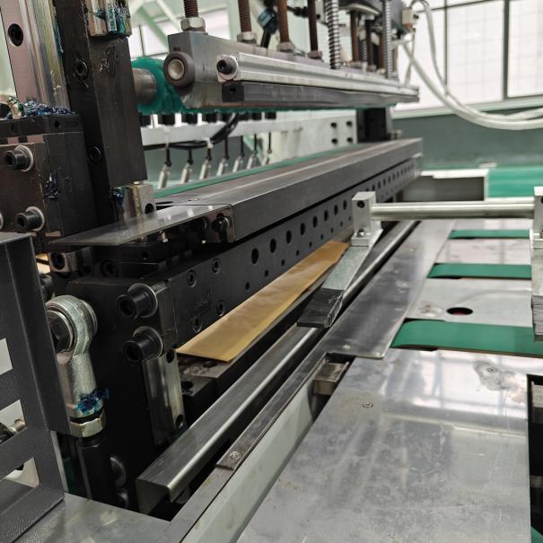 Máquina de Corte, Cosido e Impresión BOPP WT-QFY1200/1670 6